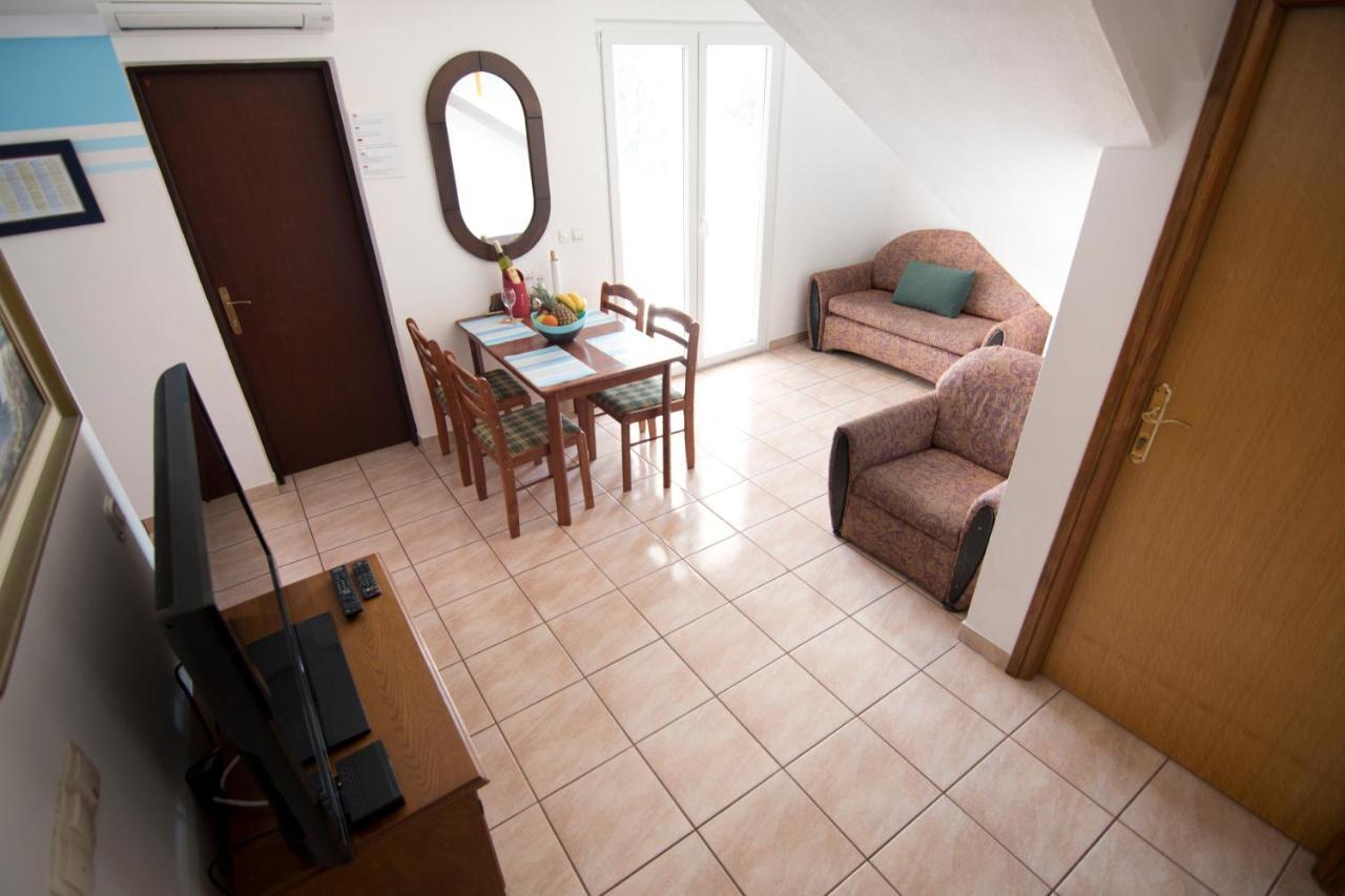 Apartmani Juric 维尔 外观 照片