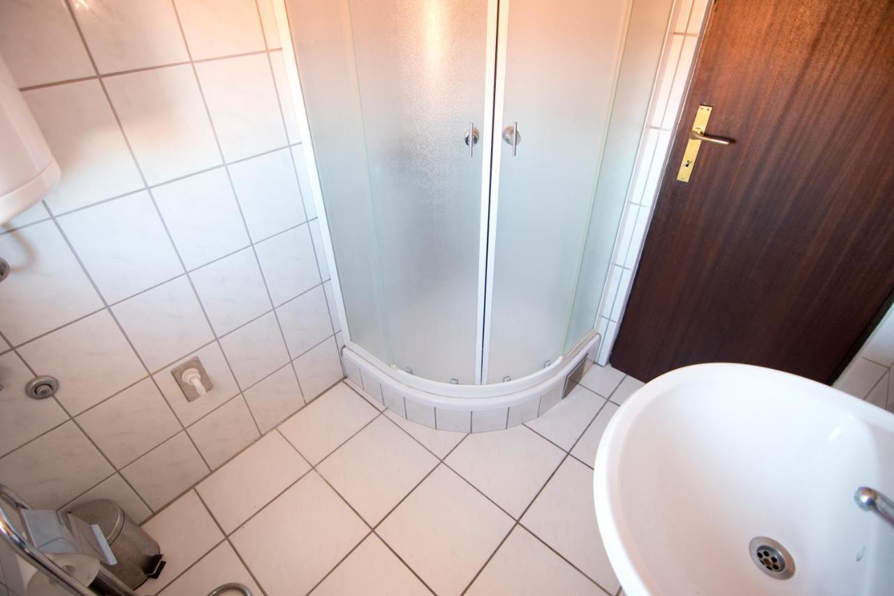 Apartmani Juric 维尔 外观 照片